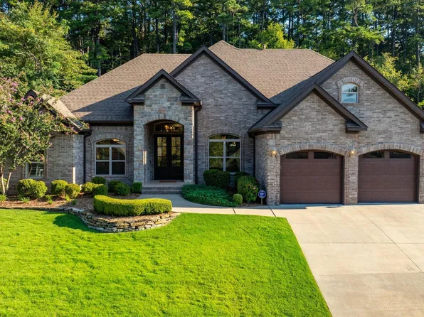 13500 Foxfield Ln, Little Rock, AR 72211