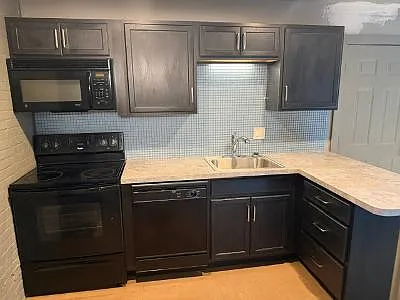 528 Jefferson St #6 — Photo 7