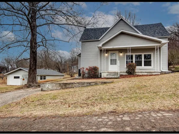 510 E Lockhart Street, Crane, MO 65633