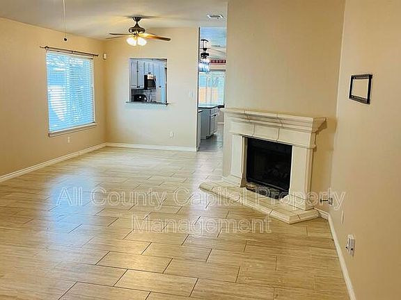 3rd image of 2614 Claudia Dr