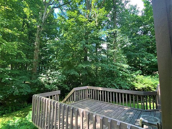 5th image of 4415 Comanche Dr #27