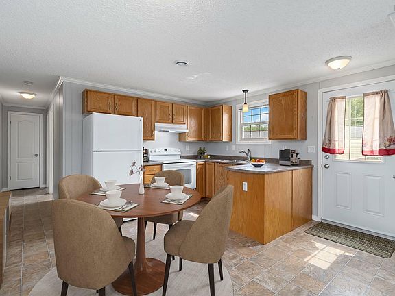 2nd image of 1503 Woodbine Dr