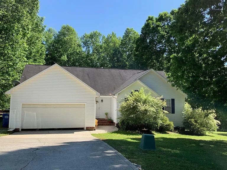 117 Purple Finch Ln — Photo 2