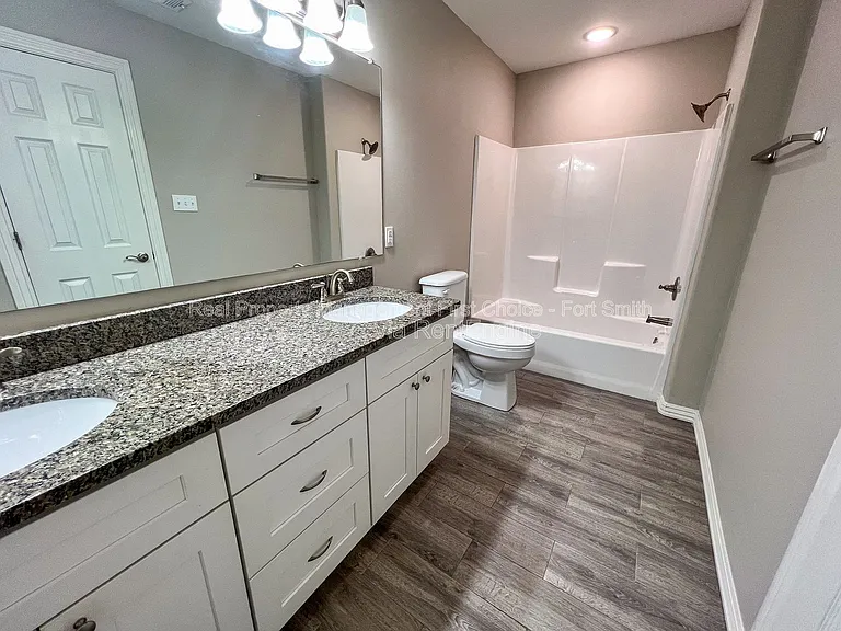 6705 Maribette Rd — Photo 18