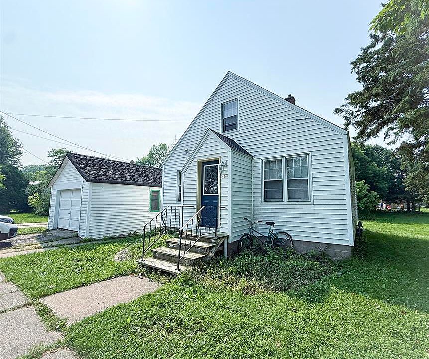 1st image of 406 E Main St