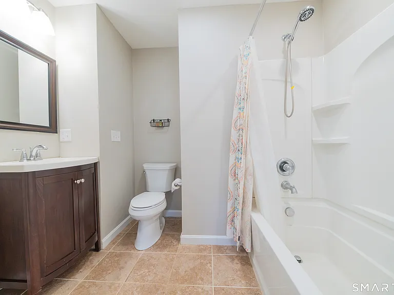 9 Englewood Ave #C — Photo 20