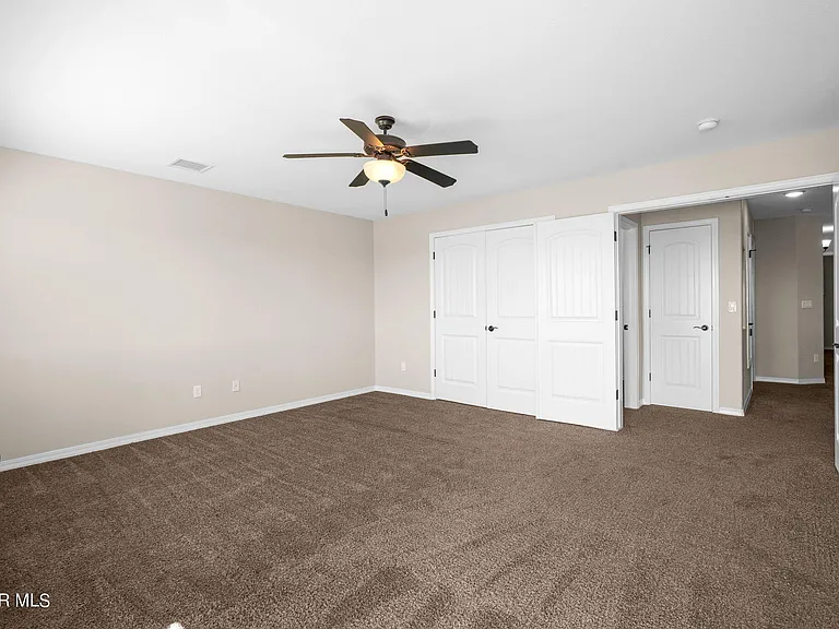 7877 Enchanted View Dr — Photo 44