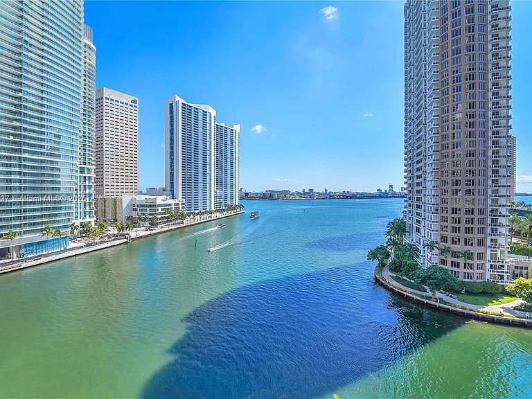 465 Brickell Ave #1001 — Photo 17