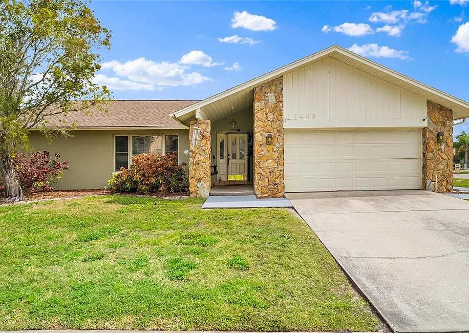 11463 Harborside Cir