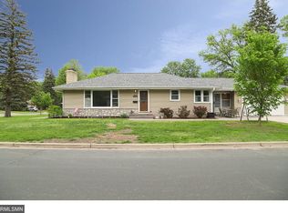 700 68th St E, Richfield, MN 55423