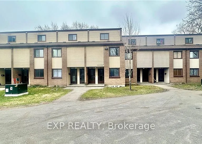 1200 Courtland Ave E #9 — Photo 1
