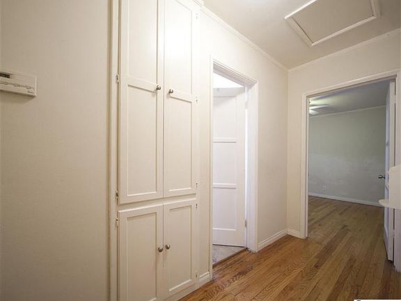 4th image of 3702 Fairesta St