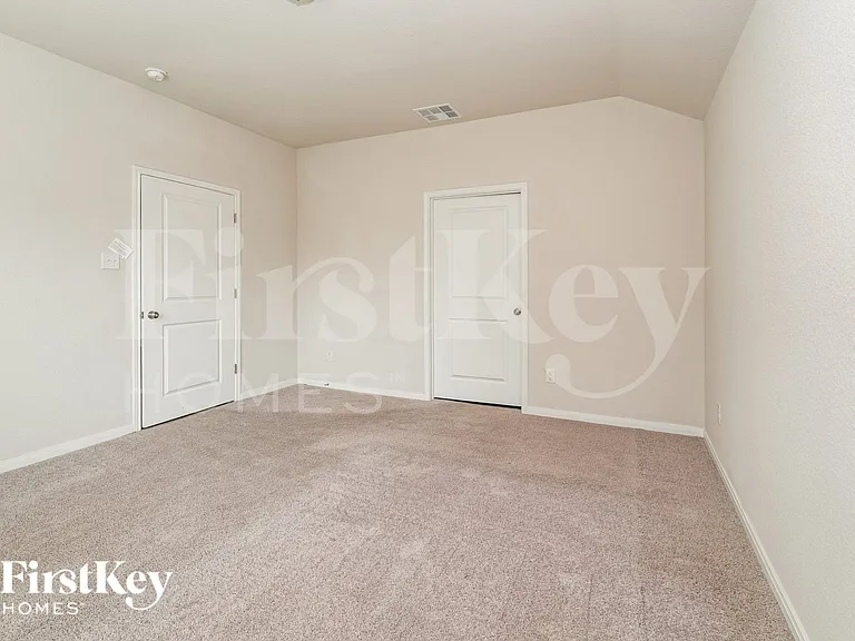 17644 Cedar Crest Dr — Photo 12
