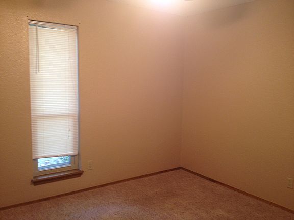 2nd image of 705 Floyd Ave