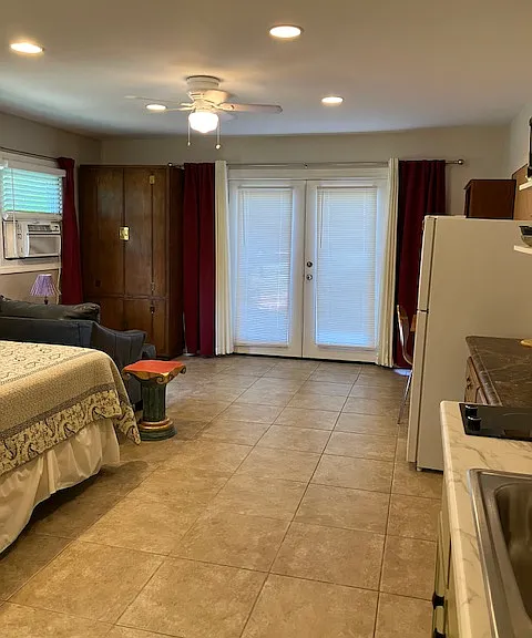 2305 Crestview Way #1C — Photo 1