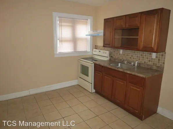 1840 W Rockland St, Philadelphia, PA 19141