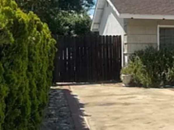 1919 Bridgeport Ave, Claremont, CA 91711