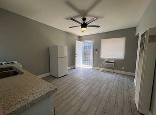 1133 Hoffman Ave APT 10, Long Beach, CA 90813