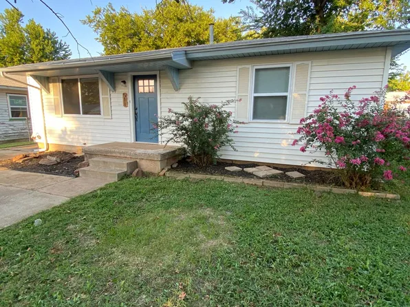 511 S 3rd St, Yukon, OK 73099