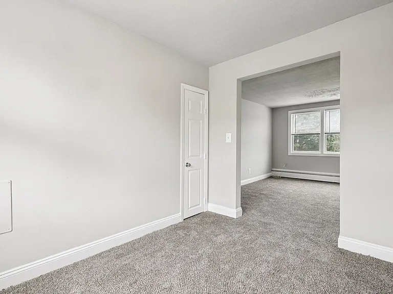 Oaklee Village Apartments — Photo 66