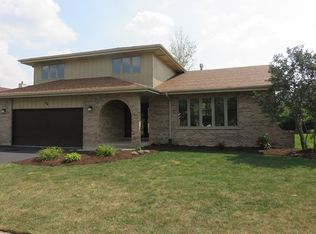 34 W Roberta St, Lemont, IL 60439