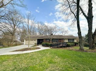 3002 E Brookhaven Cir, Dalton, GA 30720