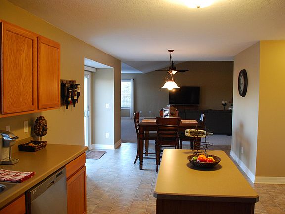 5th image of 11623 Chanticleer Dr NW