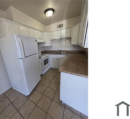 4th image of 412 W Monroe Ave APT 24