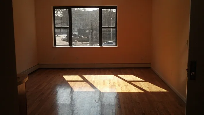 Rented by Elite NY Holdings | media 4