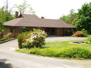 30800 E Springhill Rd, Troutdale, OR 97060