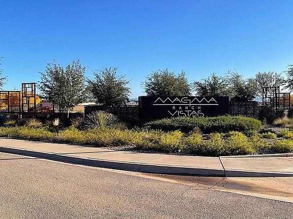 2nd image of 30227 N Oak Dr