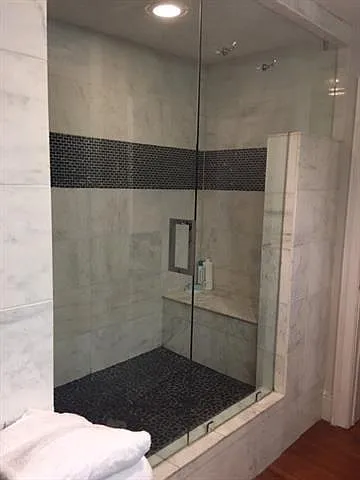 528 Baronne St #202 — Photo 8