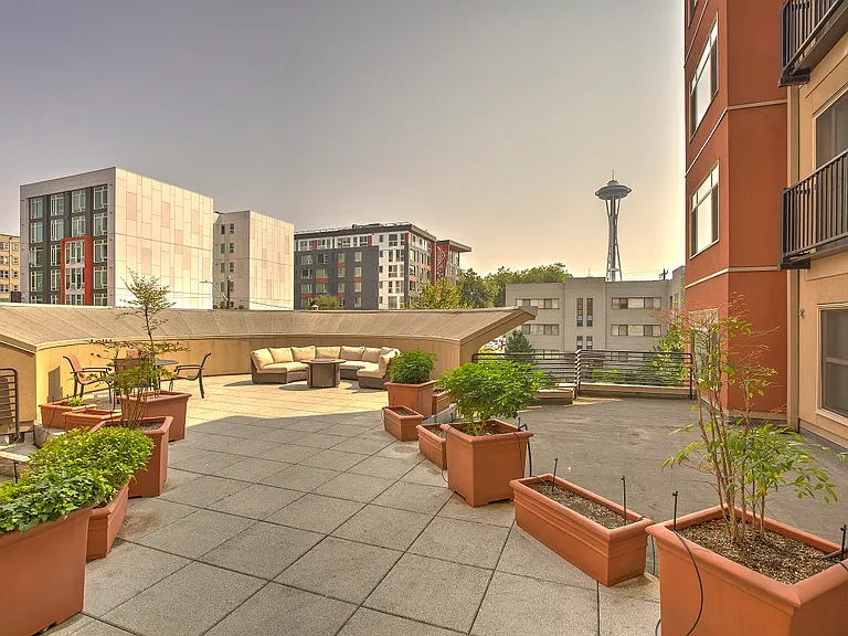 LaVie at Queen Anne — Photo 14