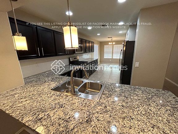 4th image of 4165 S 181st Ln
