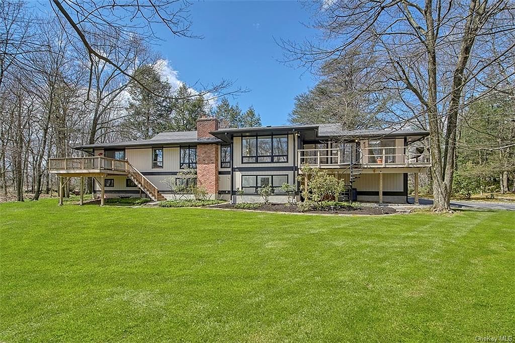 9 Tanglewild Place, Chappaqua, NY 10514 Zillow