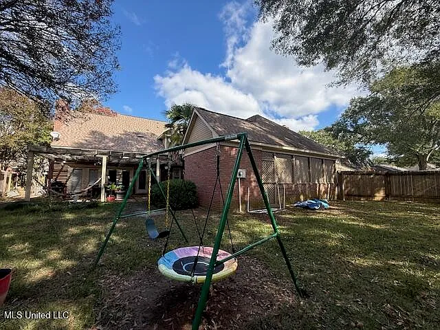 6231 Waterford Dr — Photo 16