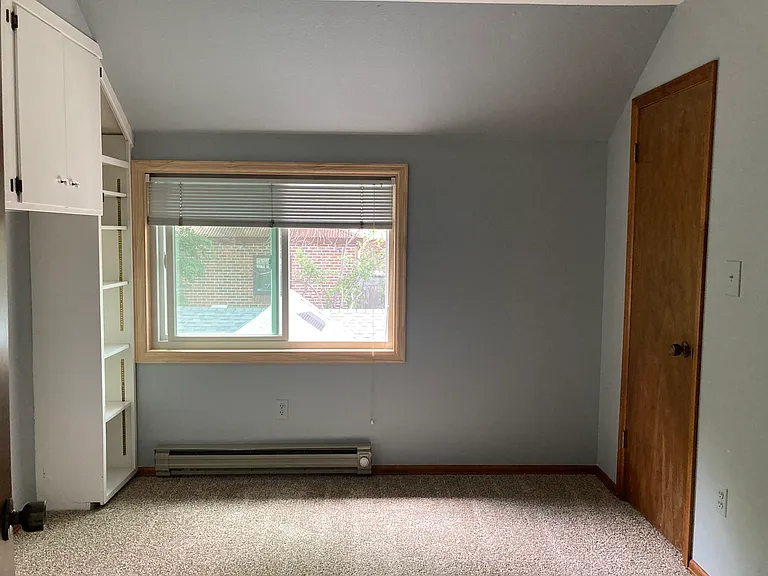 735 Lincoln Pl — Photo 8