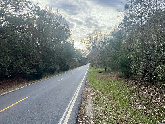 4th image of 3001 Lonesome Rd