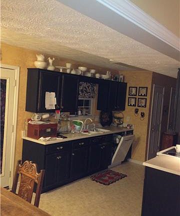 4th image of 1339 Saint Andrews Dr N