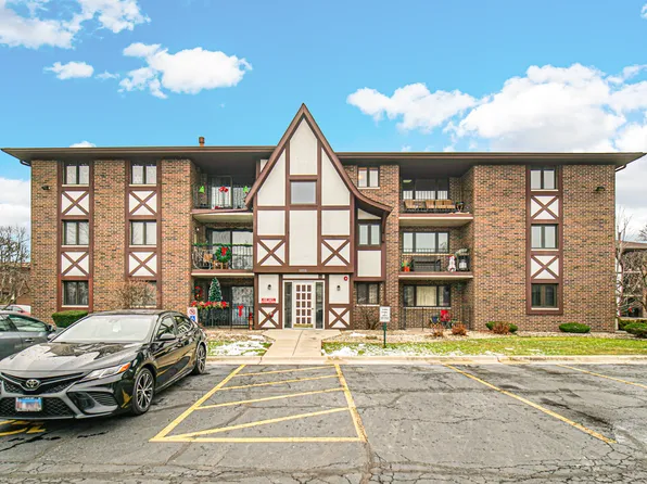 10511 S Roberts Rd APT 3A, Palos Hills, IL 60465