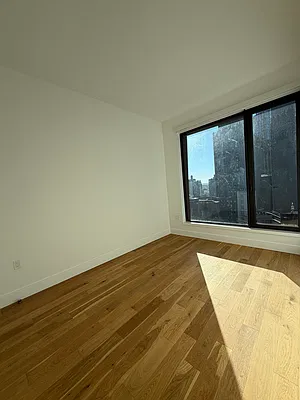 Bedroom, photo 1