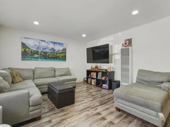 335 34th St Unit 5, San Diego, CA 92102
