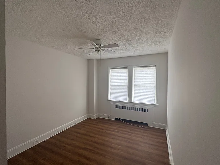 3044 Mayfield Ave — Photo 8