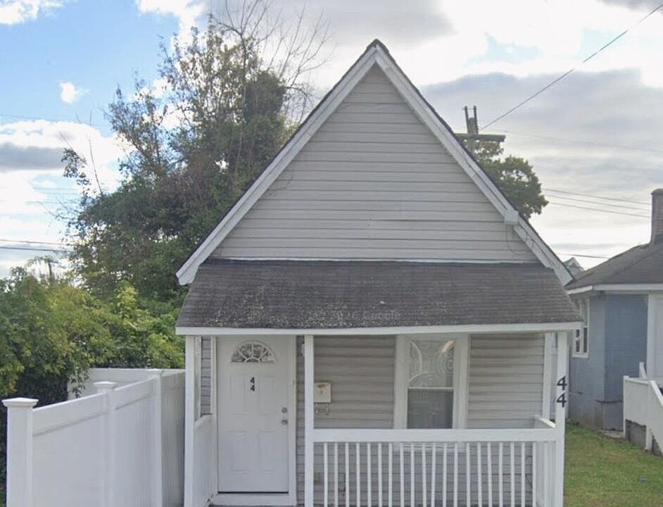 1st image of 44 Borden Ave