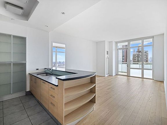 2nd image of 325 5th Ave APT 41E