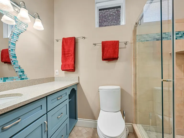 21 Haywood St #2B — Photo 14