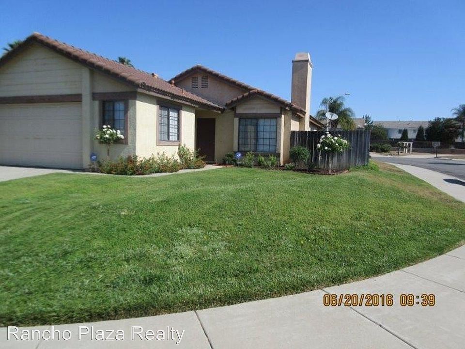 1st image of 29652 Sawgrass Cir