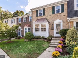 1852 Foxdale Ct, Crofton, MD 21114