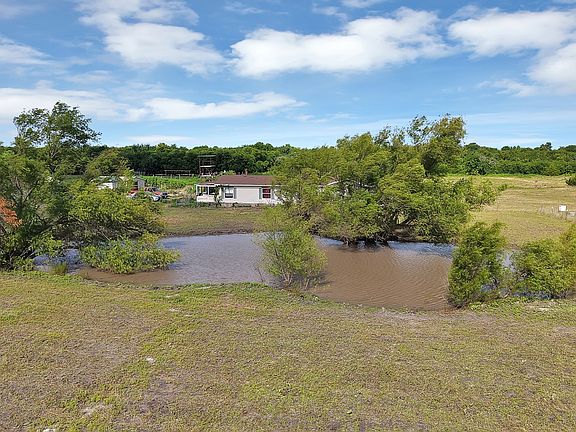 5th image of 1528 County Road 697