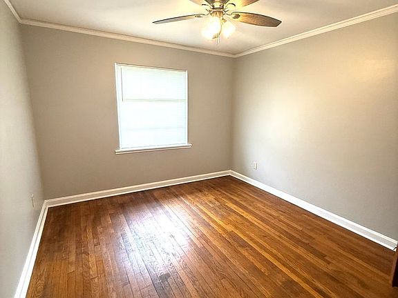 5th image of 129 Brantwood Dr